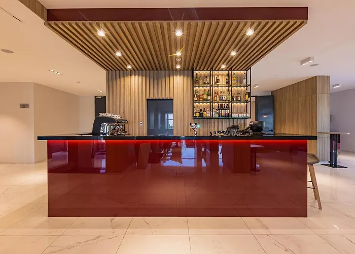 Avar Hotel