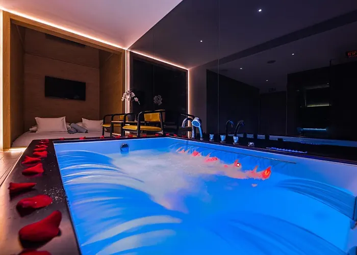 Avar Hotel 4*