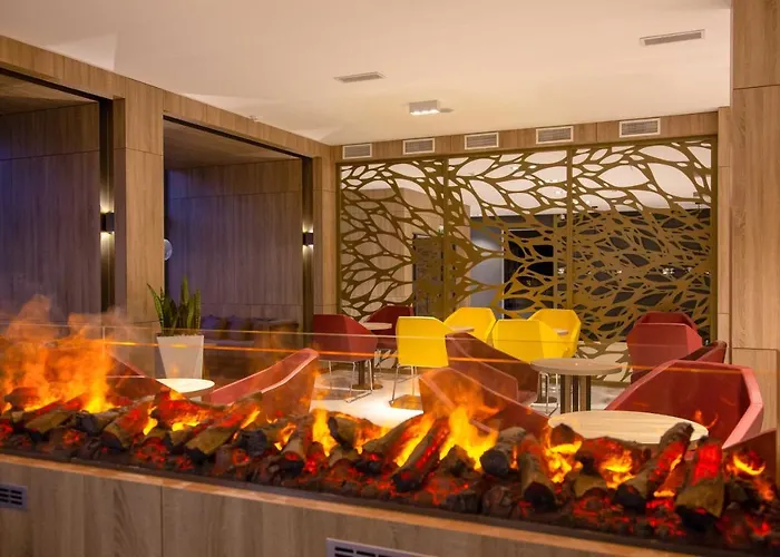 Hotel Avar