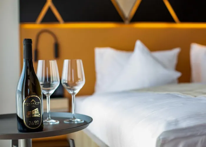 Avar Hotel